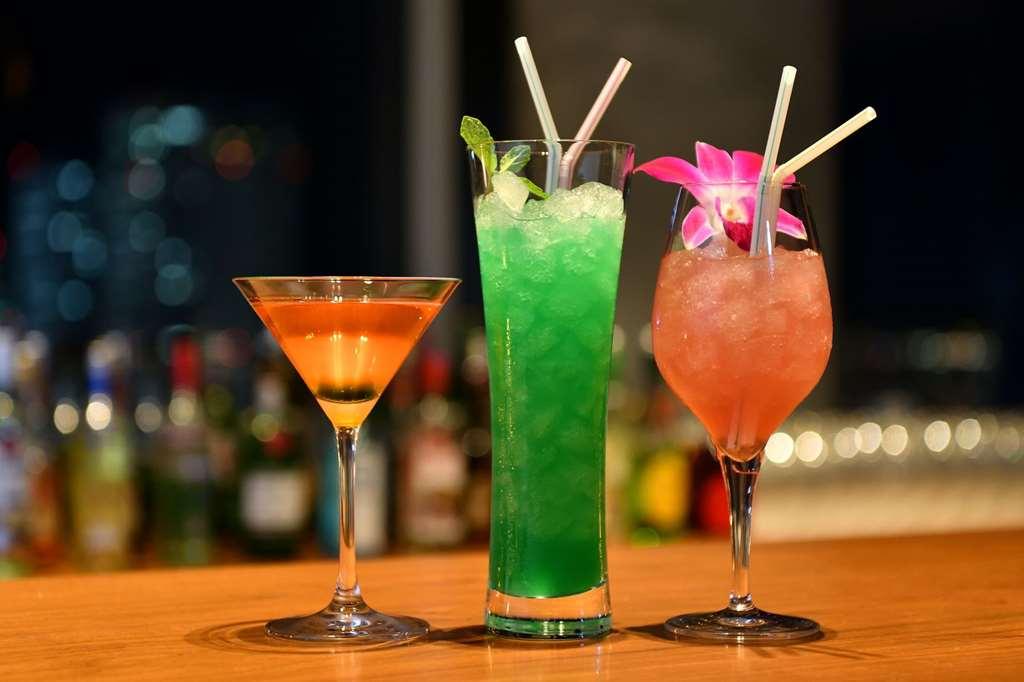 Nagoya Prince Hotel Sky Tower Ресторан фото Cocktails