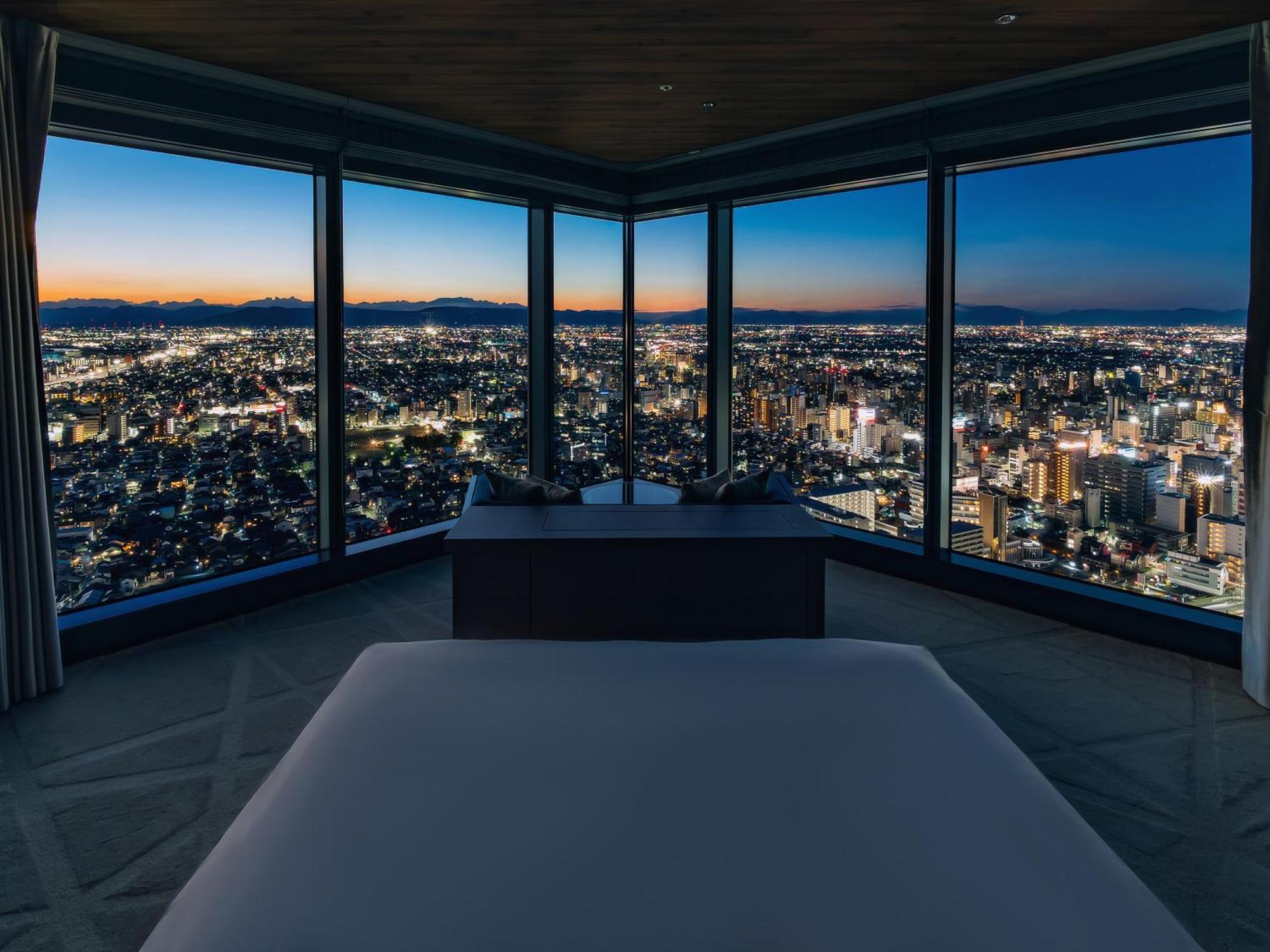 Nagoya Prince Hotel Sky Tower Экстерьер фото