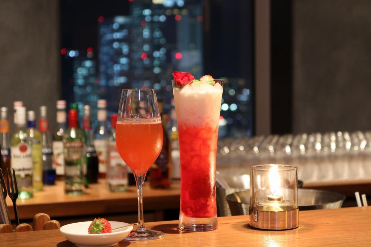 Nagoya Prince Hotel Sky Tower Номер фото A cocktail at the bar